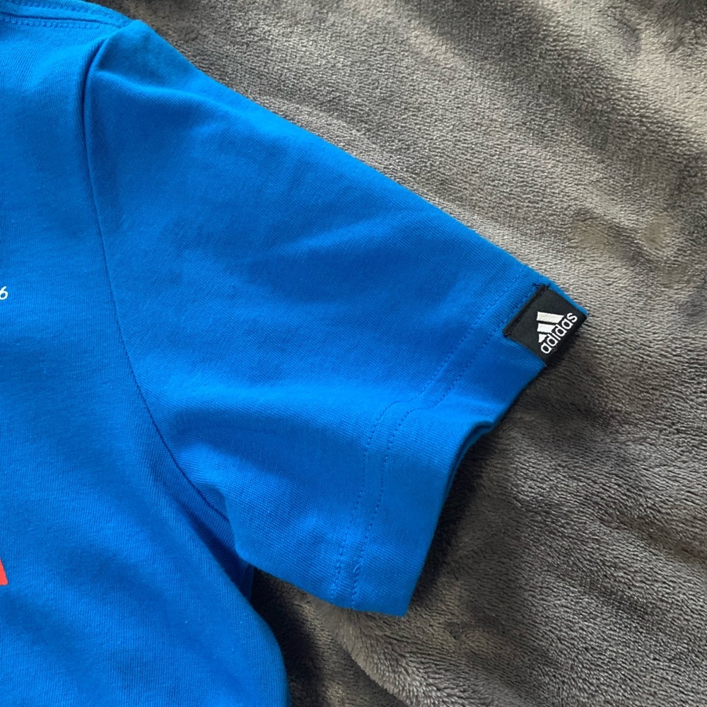 Adidas Tee - Picture 4 of 5